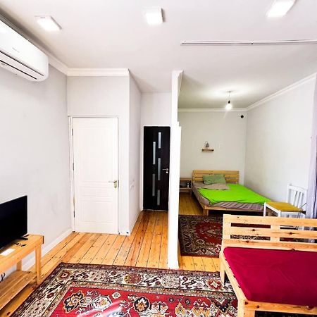 "Stairs"Guest House Ереван Екстериор снимка