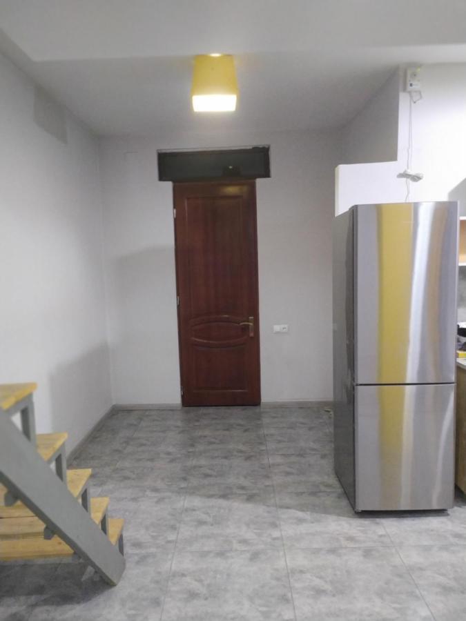 "Stairs"Guest House Ереван Екстериор снимка