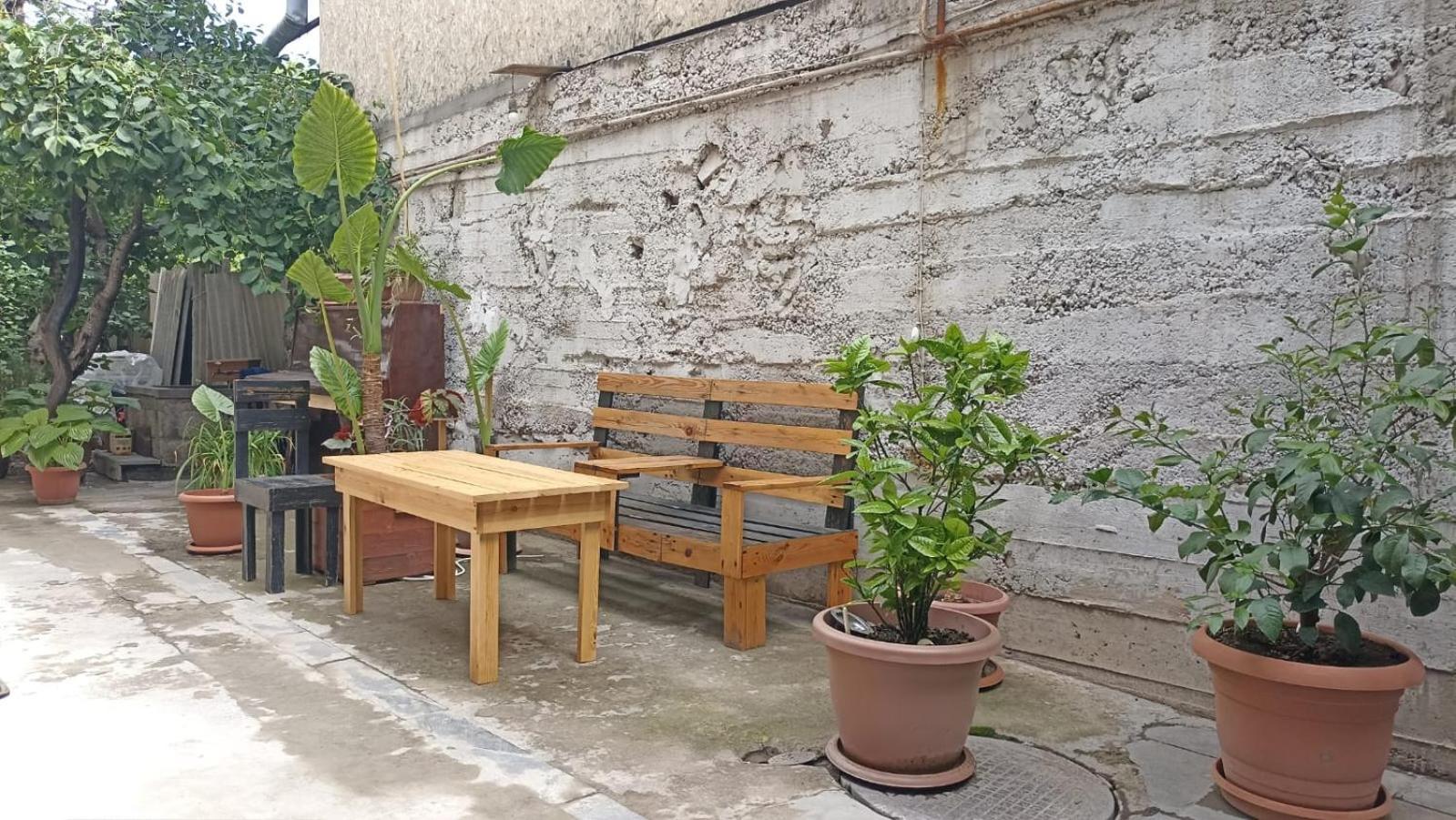 "Stairs"Guest House Ереван Екстериор снимка