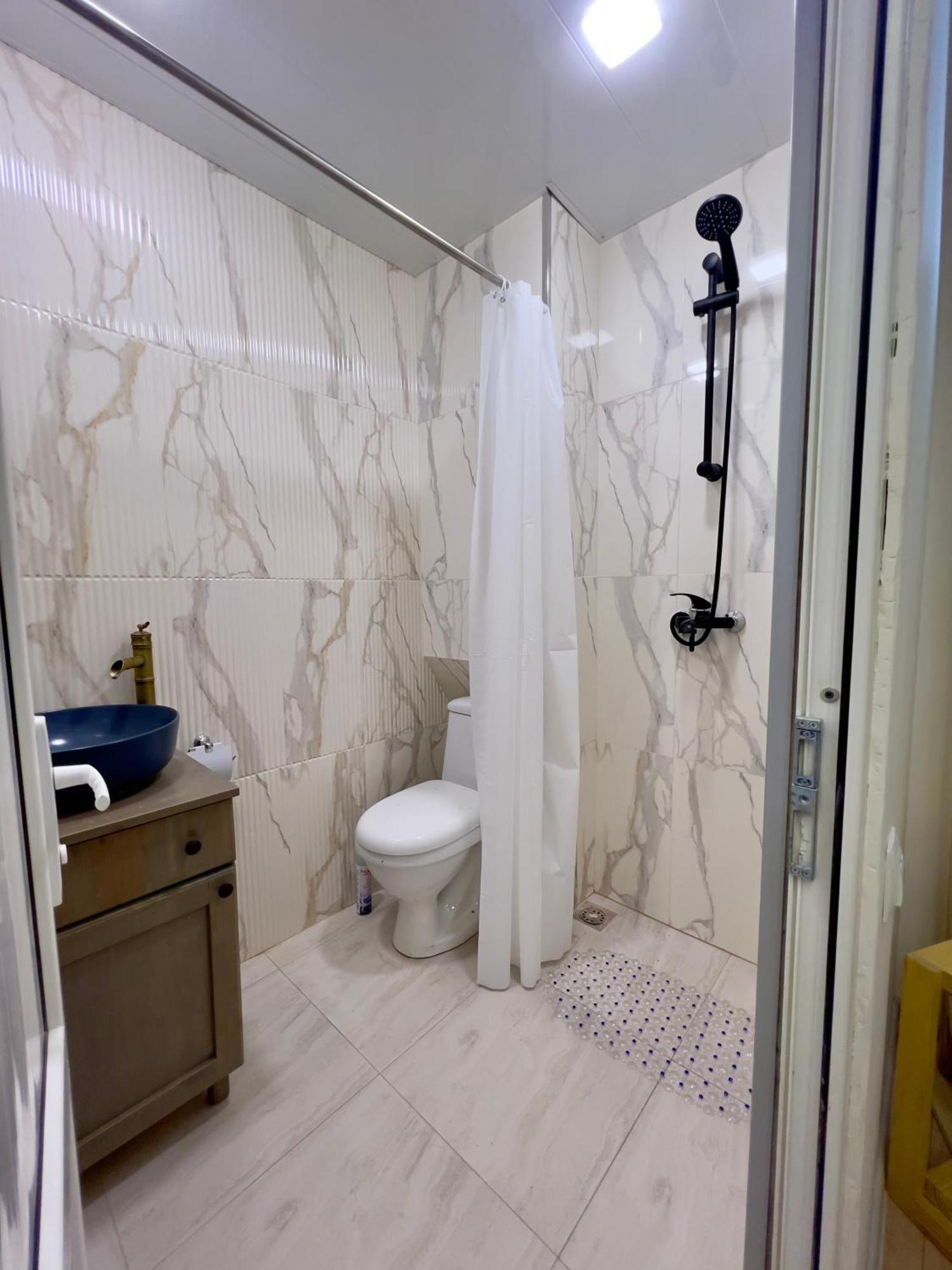 "Stairs"Guest House Ереван Екстериор снимка